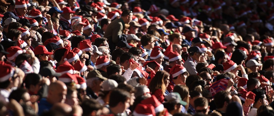 Temp. 25-26 | Atlético - Valencia | Grada con ambiente navideño