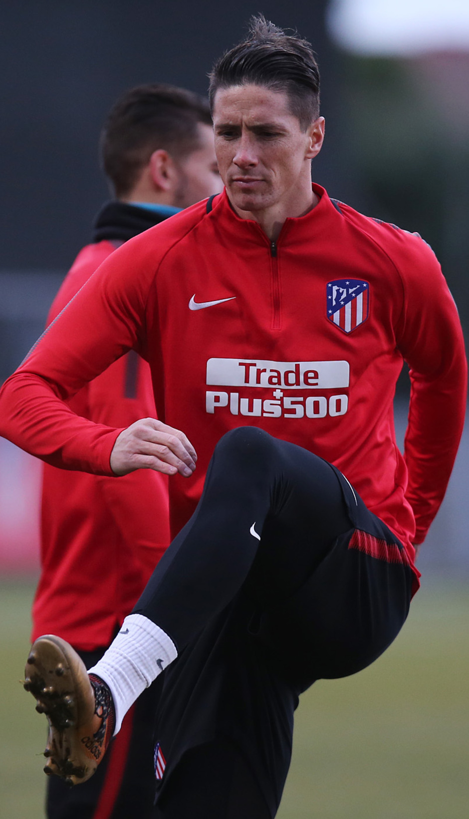 temporada 17/18. Entrenamiento en la ciudad deportiva Wanda. Torres durante el entrenamiento.