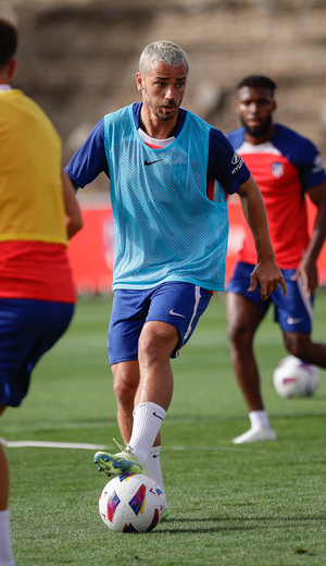 Temp. 23-24 | Entrenamiento 18-7-23 | Griezmann