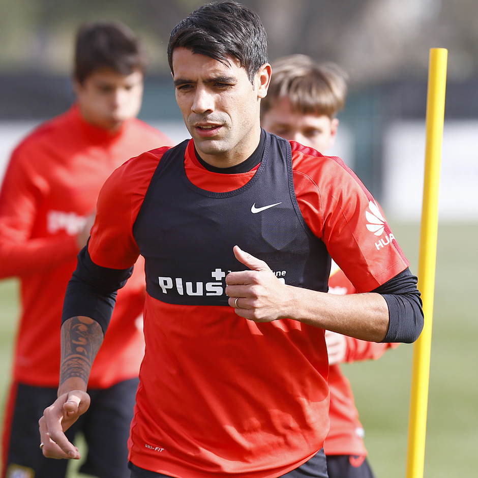 Temporada 2015-2016. Augusto se entrena con el grupo tras superar su lesión