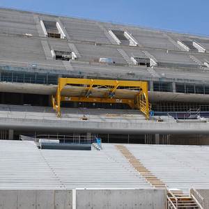 Ensamblaje de la cubierta del nuevo estadio del Atlético de Madrid 