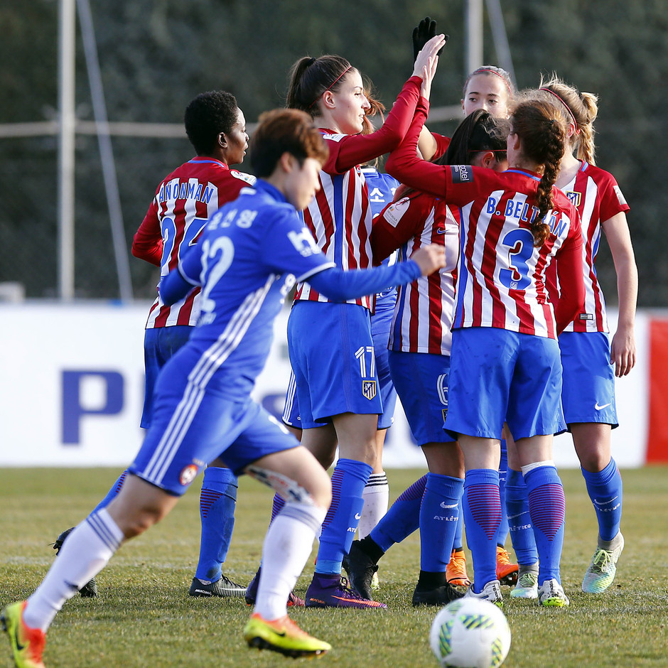 Temporada 2016-2017. Partido de entrenamiento entre el Atlético de Madrid Femenino y el Hyundai FC. 02-02-2017. Laura fernández.