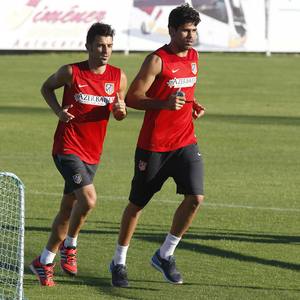 Villa y Diego Costa realizan carrera continua en la Ciudad Deportiva el domingo 11 de agosto