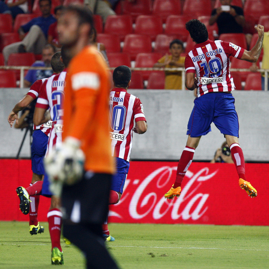 Temporada 13/14 Sevilla-Atlético de Madrid Diego Costa festejando su gol en el Sánchez Pizjuán