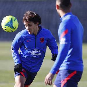 Temp. 21-22 | Entrenamiento 16/12 | Joao Félix