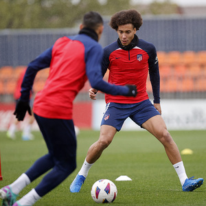 Temp. 23-24 | Entrenamiento 02-11-23 | Witsel