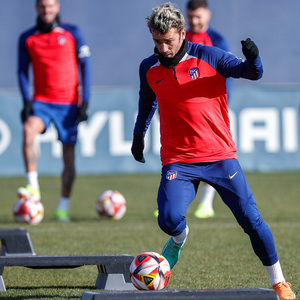 Temp. 23-24 | Entrenamiento 05-01-24 | Griezmann
