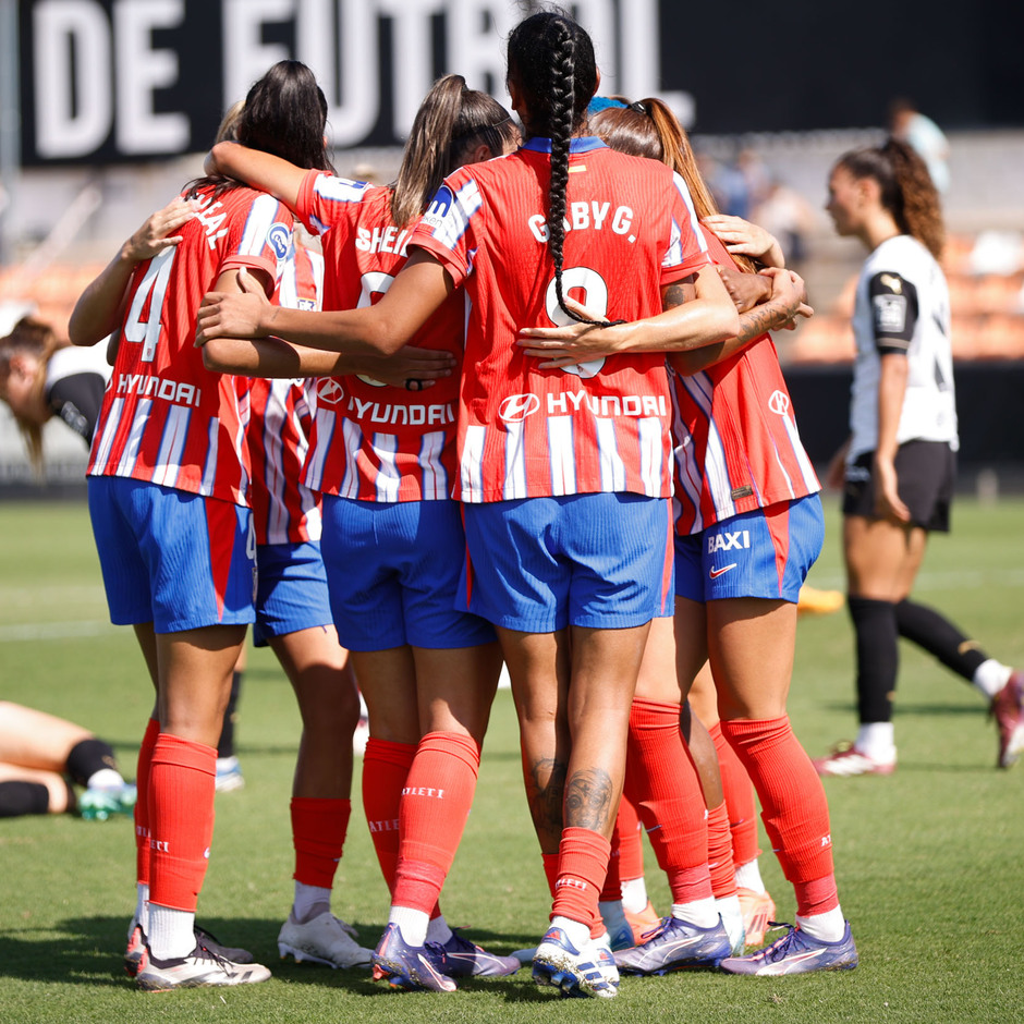 Temp 24-25 | Valencia-Atlético de Madrid Femenino | Celebración, piña