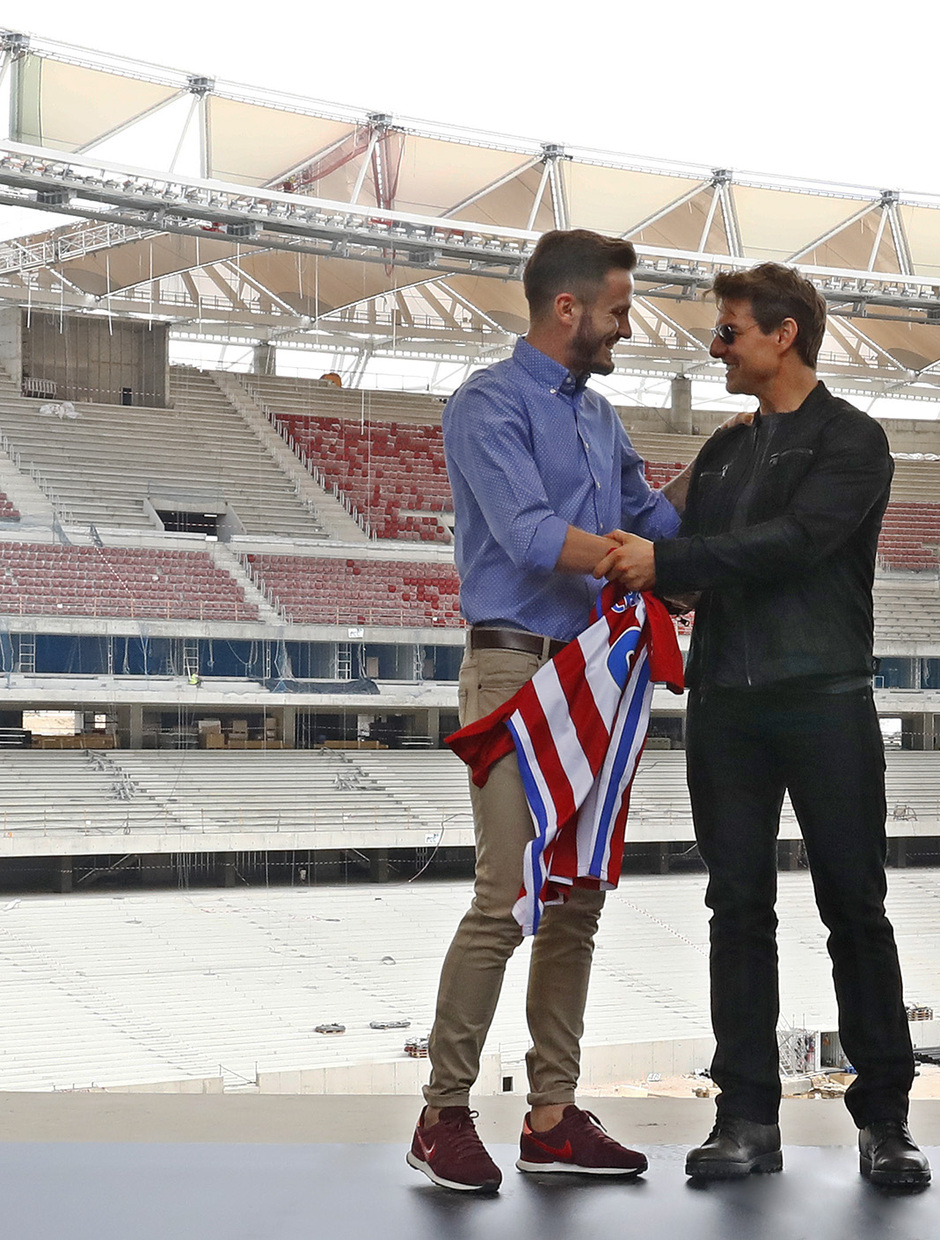 Visita Tom Cruise y equipo de La Momia al Wanda Metropolitano | Saúl