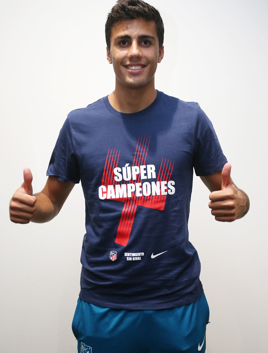Temporada 2018-2019. Camiseta Súper Campeones. Rodrigo