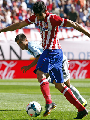 Temporada 13/14. Partido Atlético de Madrid-Celta. Vicente Calderón. Costa marcando gol