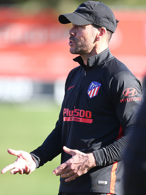 Temporada 19/20. Entrenamiento en la ciudad deportiva Wanda. Simeone 