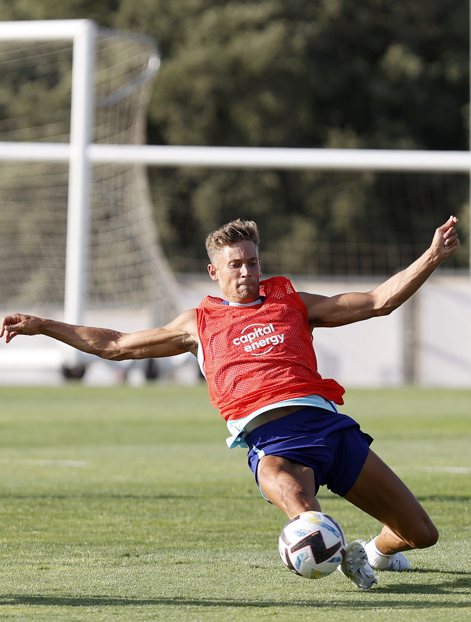 Temp 22-23 | Entrenamiento 18-7-22 | Llorente