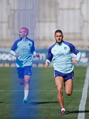 Temp. 22-23 | Entrenamiento 5 de abril. Koke y Griezmann