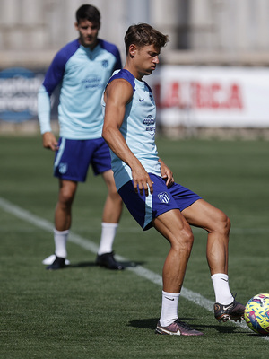 Temp. 22-23 | Entrenamiento 24-04-23 | Llorente