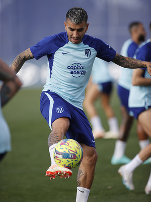Temp. 22-23 | Entrenamiento Atlético de Madrid | Correa