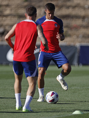 Temp. 23-24 | Entrenamiento 19-8-23 | Azpilicueta