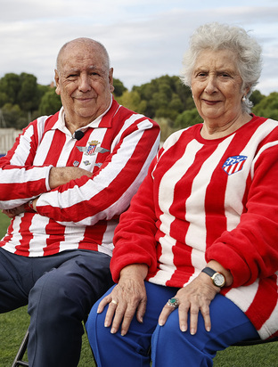 'Los abuelos del Atleti' visitaron el entrenamiento del equipo