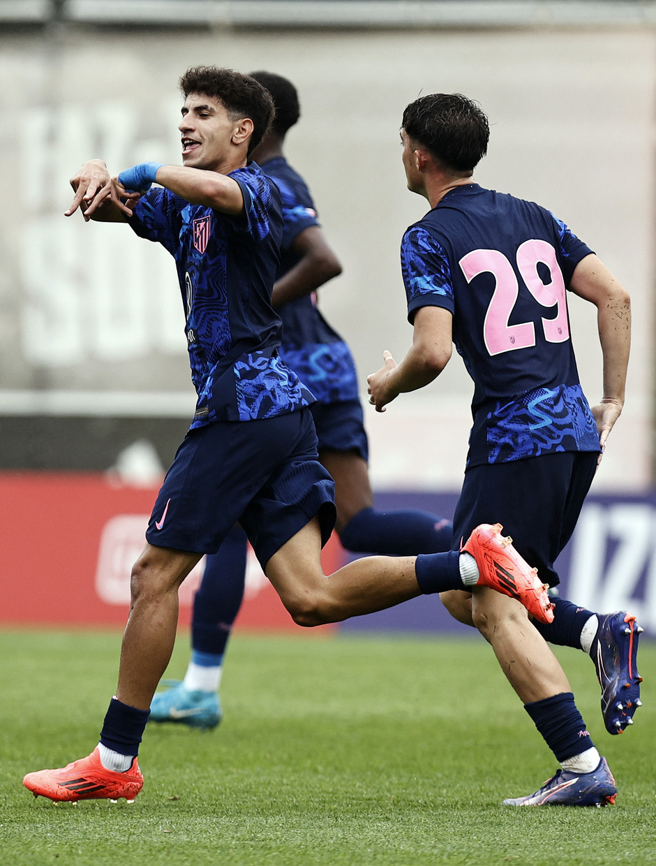 Rayane celebra su gol, que suponía el 2-1