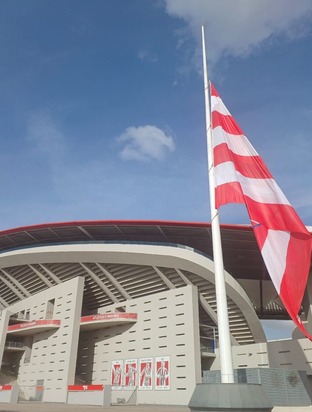 El Atlético de Madrid realizará una aportación económica equivalente al valor del material donado por nuestra afición este domingo