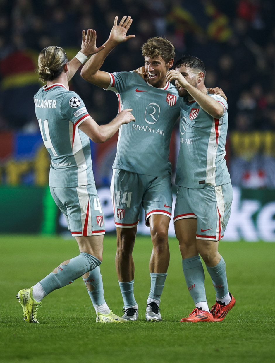 Temp. 24-25 | Sparta Praga - Atlético de Madrid | Llorente celebración