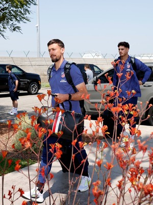 Llegada a Los Ángeles | Lenglet