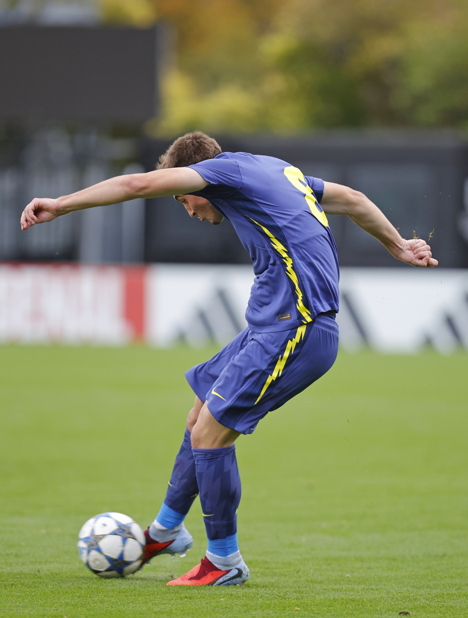 Temp. 25-26 | Arsenal - Atlético de Madrid Juvenil A | UEFA Youth League | Vinatea