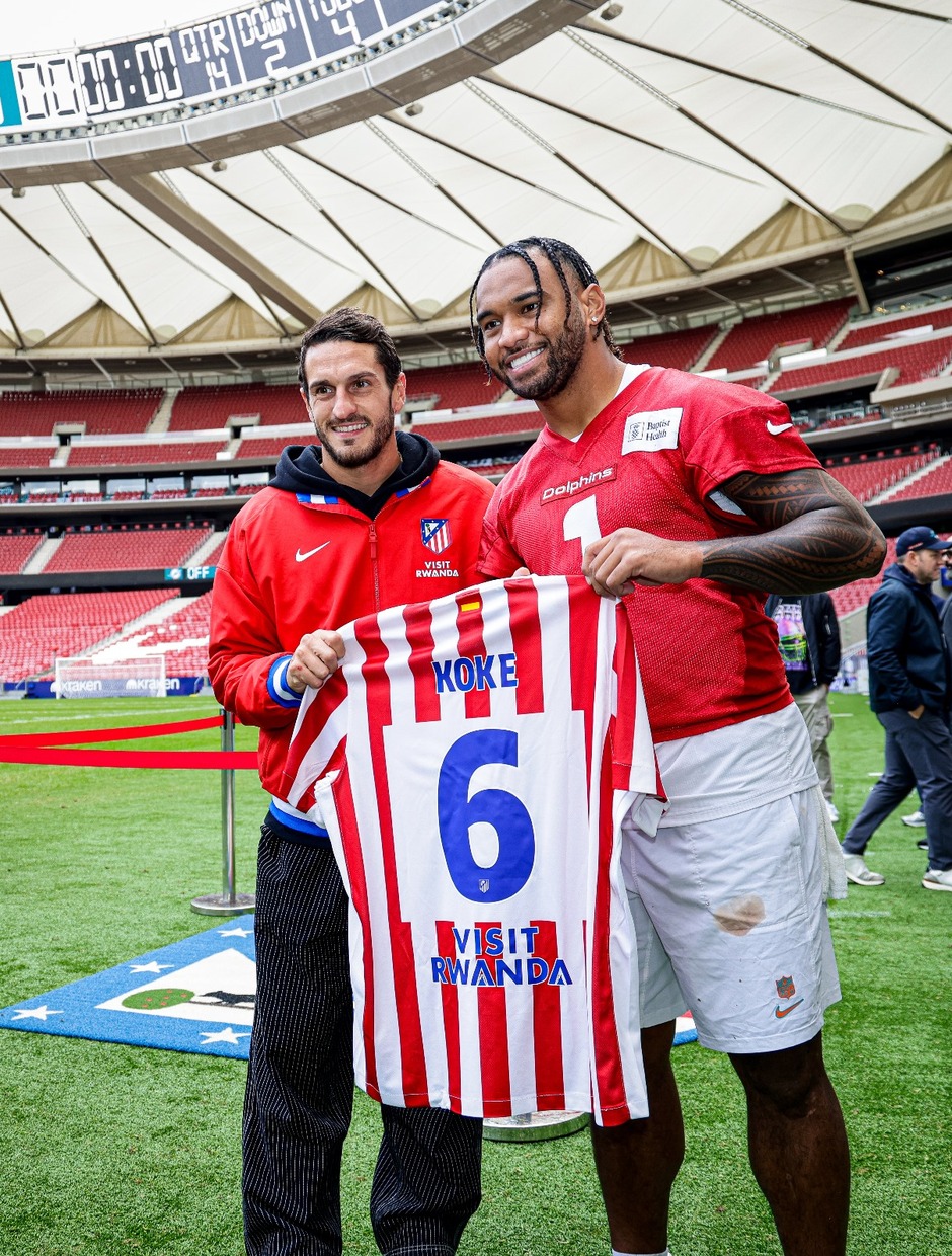 Encuentro directivas Dolphins 8