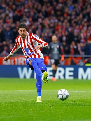 Giménez iguala a Luis Aragonés en partidos disputados en la historia del club