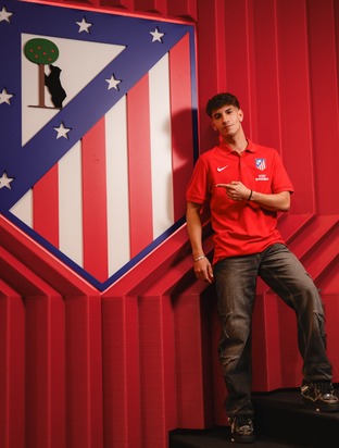 Rayane renueva hasta 2029