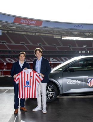 Cabify se une a la familia rojiblanca como partner oficial de movilidad