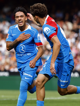 Iker Luque, Cubo y Puric debutaron con el primer equipo