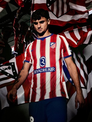 Discover our 2026/27 home kit!