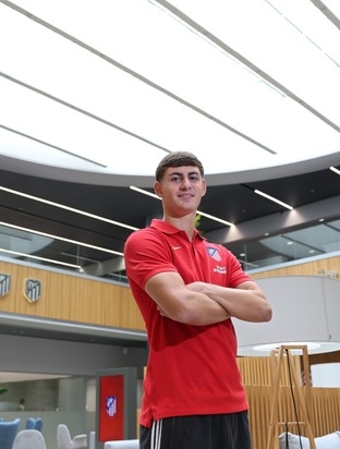 ¡Bienvenido, Antal Yaakobishvili!