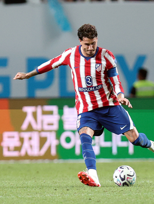 Acuerdo con el Deportivo para la cesión de José María Giménez