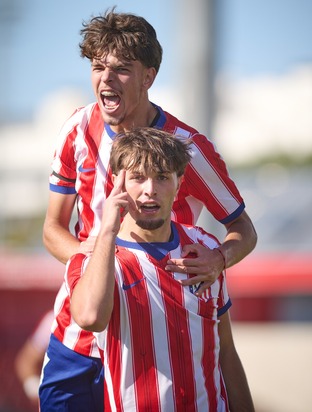 Tres golazos y tres puntazos ante el Manchester United