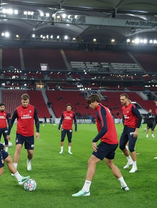 Preparing the clash against Stuttgart at the MHPArena!