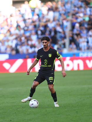 Johnny sufre una lesión muscular de bajo grado en el muslo