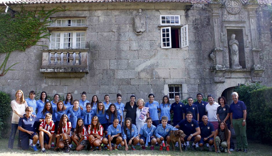 Temporada 2014-2015. Pretemporada Féminas Poio (Pontevedra) Visita bodega