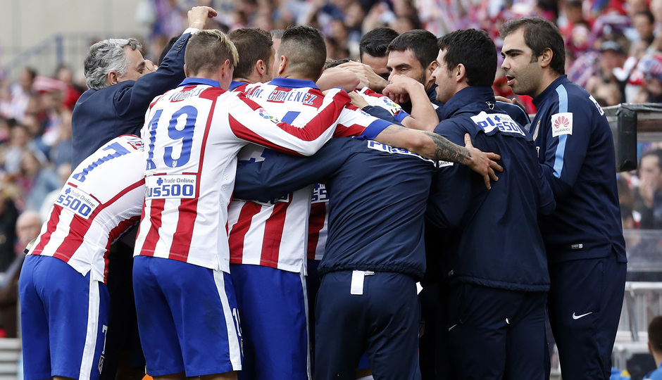 temporada 14/15. Partido Atlético de Madrid Elche. Celebración de gol durante el partido