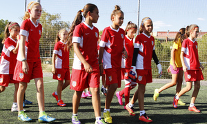 Temp. 2015-2016. Primer entrenamiento de las más pequeñas de la Academia