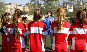 Temp. 2015-2016. Primer entrenamiento de las más pequeñas de la Academia