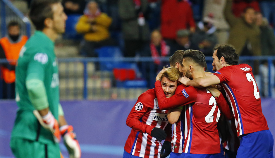 temporada 15/16. Partido Atlético de Madrid Galatasaray. Celebración gol de Griezmann durante el partido