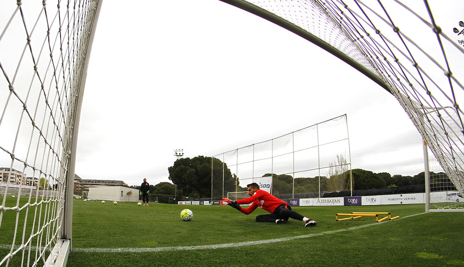 Temporada 2015-2016.Entrenamiento en la ciudad deportiva de Majadahonda 19-04-2016.