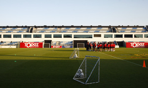 El equipo entrenó en la Ciudad Deportiva del Bakú FC