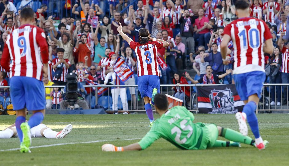 Temp. 16/17 | Atlético de Madrid - Osasuna | Filipe Luis