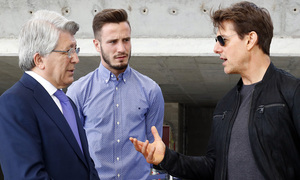 Visita Tom Cruise y equipo de La Momia al Wanda Metropolitano | Saúl y Enrique Cerezo