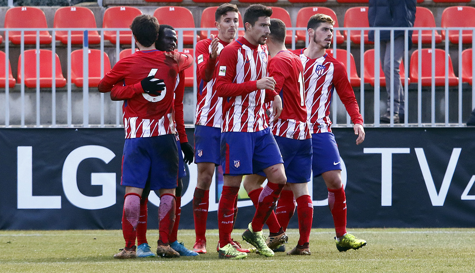 Temporada 17/18 | Atlético B - Adarve | Celebración, gol de Ródenas