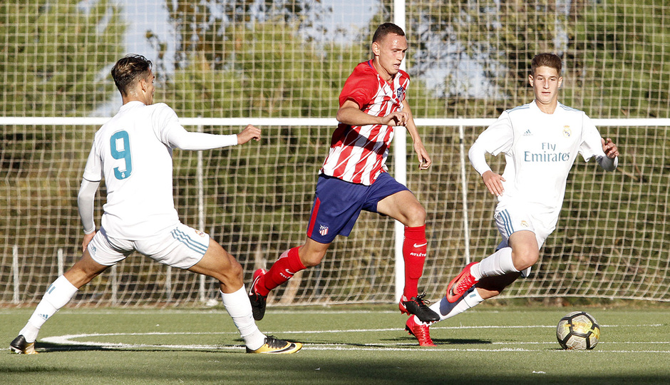 GALERÍA JUVENIL A TRICAMPEÓN: 5 | Mikel, contra el Real Madrid