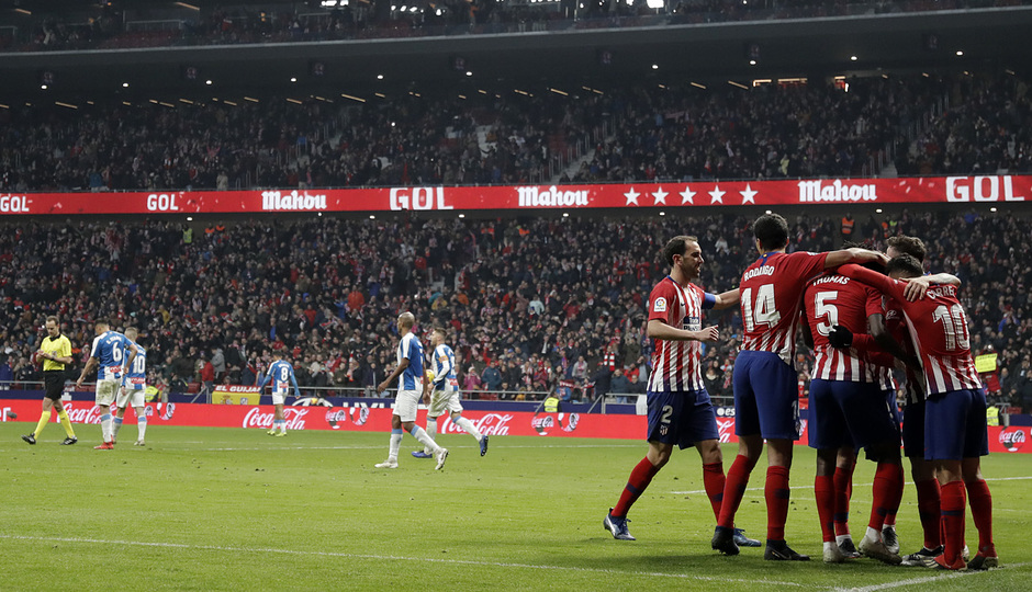 Temp. 18-19 | Atlético de Madrid - Espanyol | grupo celebración gol Griezmann